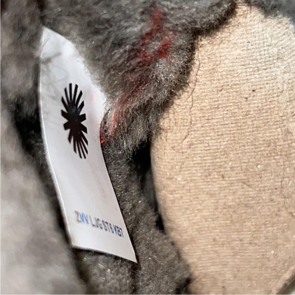 NEW IN BOX Ugg Neumel Heritage Platform Boots in Olive - Picture 8 of 9